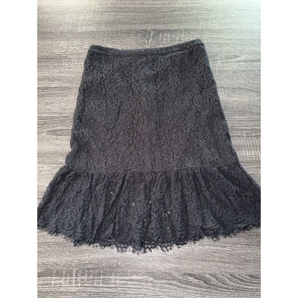 Banana Republic Black Floral Lace Ruffle Hem Skirt Size 6 A-Line Eyelash Trim - Picture 2 of 7